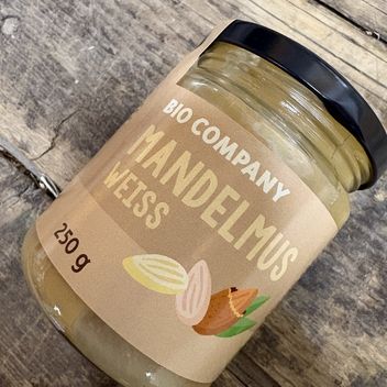 {{product.name}}
