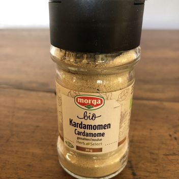 {{product.name}}